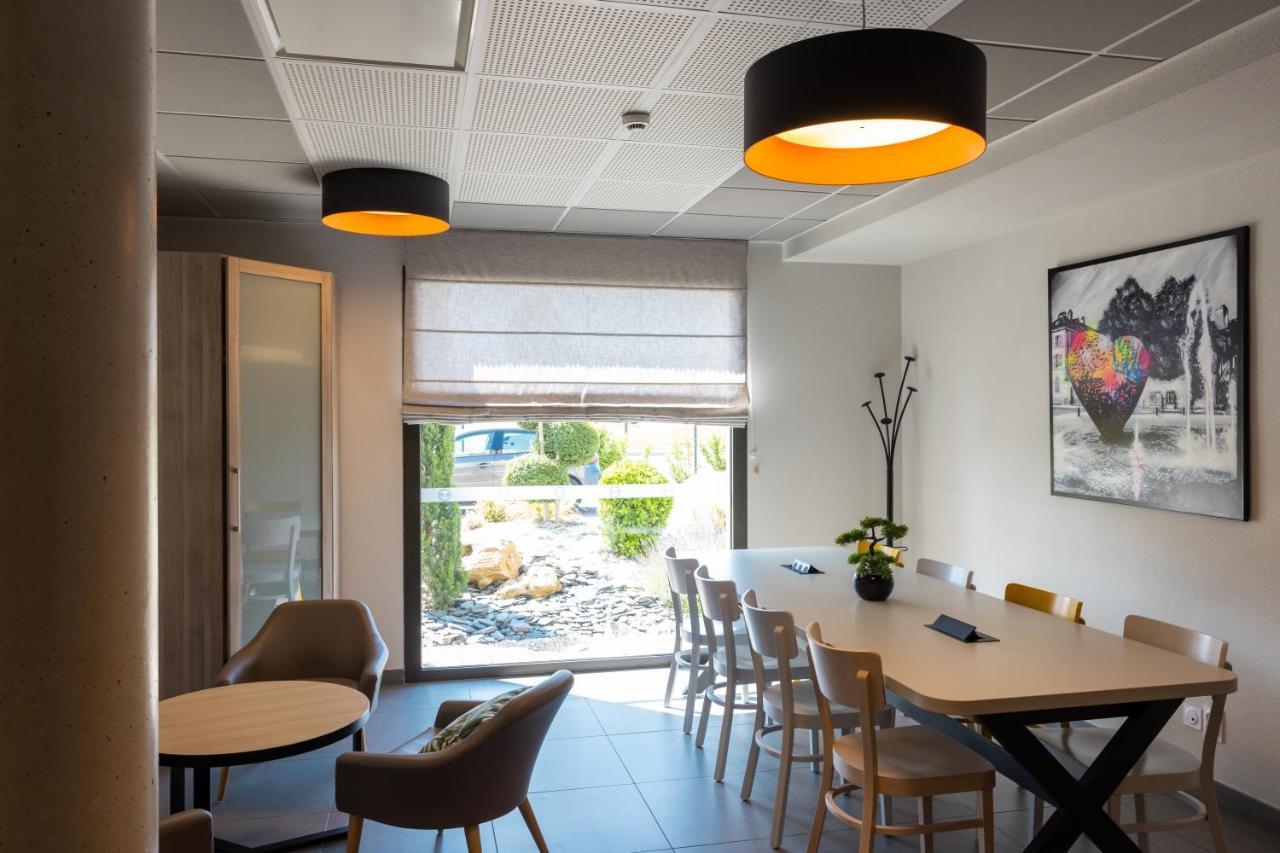 B&B Hotel Troyes Magasins D'Usine Lavau  외부 사진